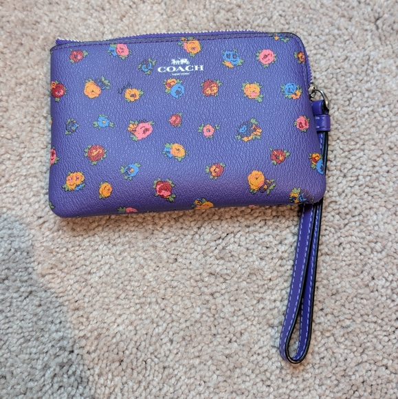 Coach Wristlet - Picture 2 of 3